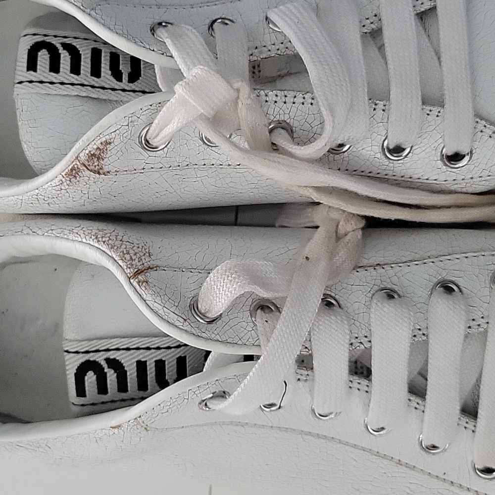 Authentic Miu Miu Preowned Cracle Distressed Leat… - image 2